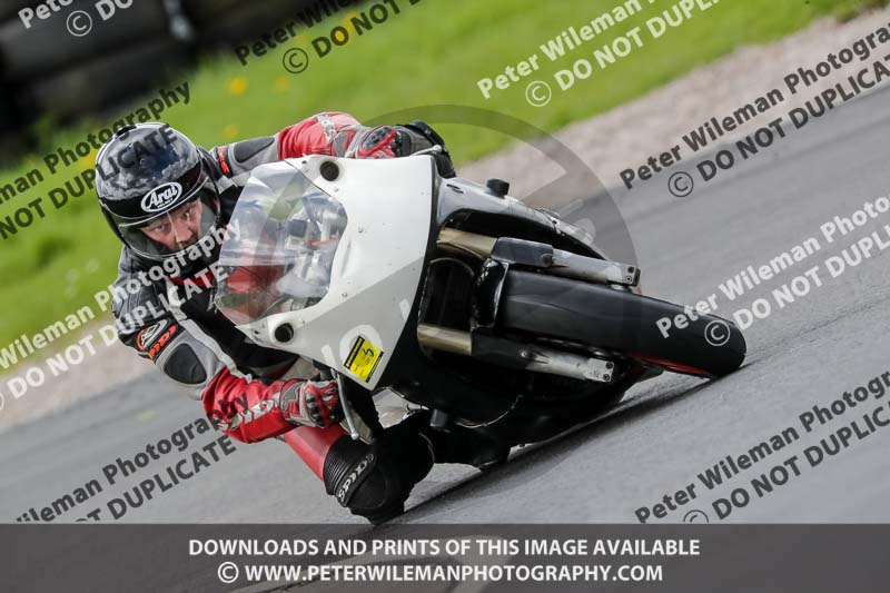 Three Sisters;Three Sisters photographs;Three Sisters trackday photographs;enduro digital images;event digital images;eventdigitalimages;lydden no limits trackday;no limits trackdays;peter wileman photography;racing digital images;trackday digital images;trackday photos