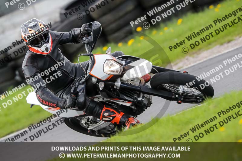 Three Sisters;Three Sisters photographs;Three Sisters trackday photographs;enduro digital images;event digital images;eventdigitalimages;lydden no limits trackday;no limits trackdays;peter wileman photography;racing digital images;trackday digital images;trackday photos