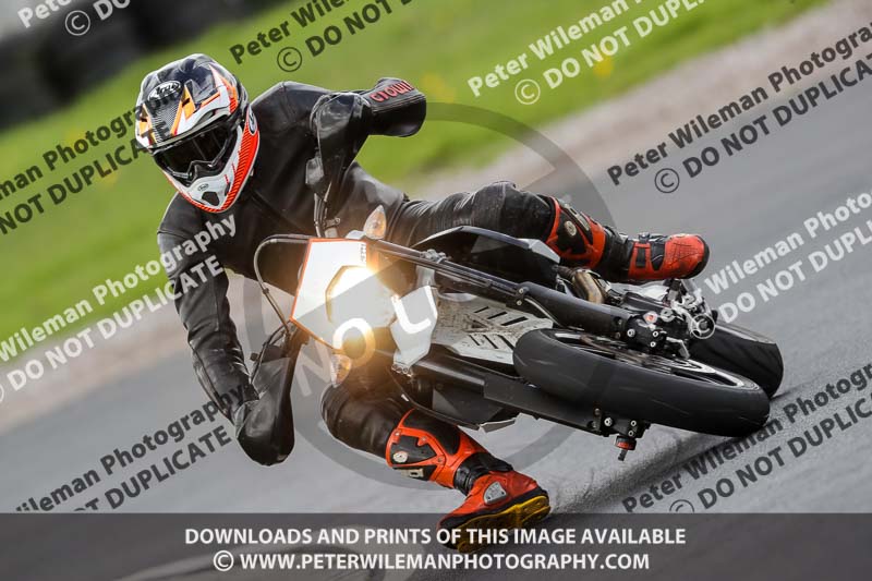 Three Sisters;Three Sisters photographs;Three Sisters trackday photographs;enduro digital images;event digital images;eventdigitalimages;lydden no limits trackday;no limits trackdays;peter wileman photography;racing digital images;trackday digital images;trackday photos