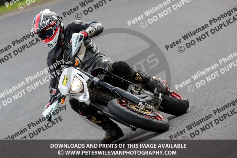 Three Sisters;Three Sisters photographs;Three Sisters trackday photographs;enduro digital images;event digital images;eventdigitalimages;lydden no limits trackday;no limits trackdays;peter wileman photography;racing digital images;trackday digital images;trackday photos