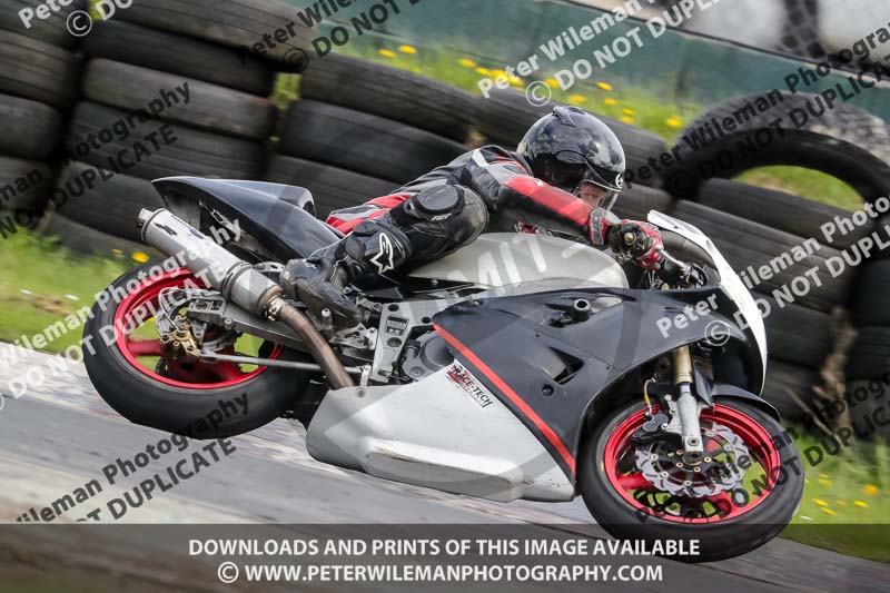 Three Sisters;Three Sisters photographs;Three Sisters trackday photographs;enduro digital images;event digital images;eventdigitalimages;lydden no limits trackday;no limits trackdays;peter wileman photography;racing digital images;trackday digital images;trackday photos