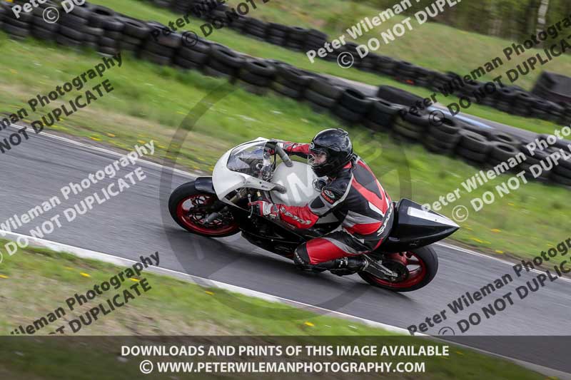 Three Sisters;Three Sisters photographs;Three Sisters trackday photographs;enduro digital images;event digital images;eventdigitalimages;lydden no limits trackday;no limits trackdays;peter wileman photography;racing digital images;trackday digital images;trackday photos
