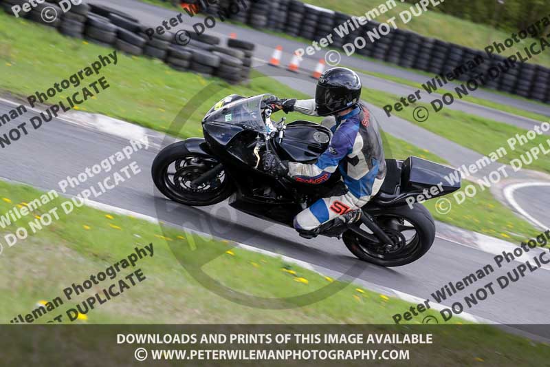 Three Sisters;Three Sisters photographs;Three Sisters trackday photographs;enduro digital images;event digital images;eventdigitalimages;lydden no limits trackday;no limits trackdays;peter wileman photography;racing digital images;trackday digital images;trackday photos
