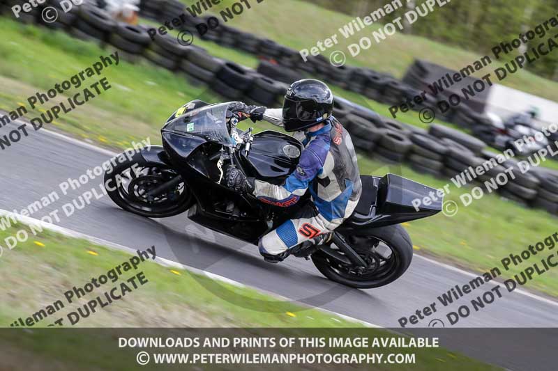 Three Sisters;Three Sisters photographs;Three Sisters trackday photographs;enduro digital images;event digital images;eventdigitalimages;lydden no limits trackday;no limits trackdays;peter wileman photography;racing digital images;trackday digital images;trackday photos