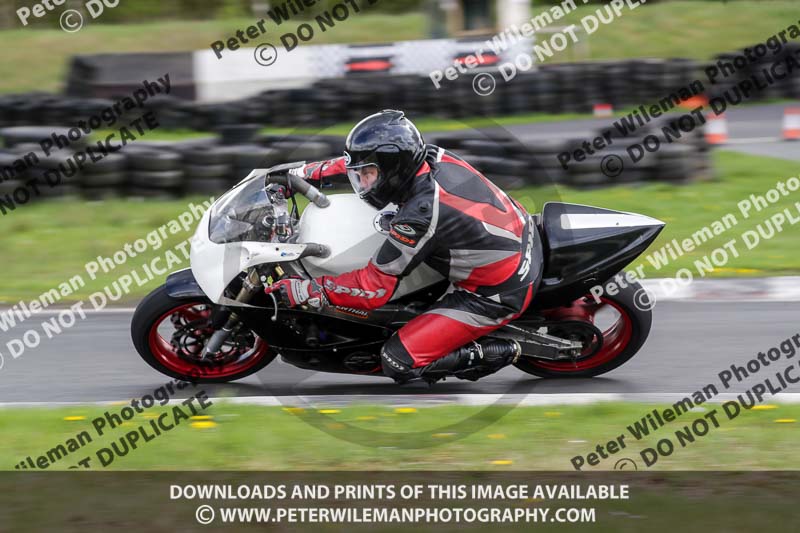 Three Sisters;Three Sisters photographs;Three Sisters trackday photographs;enduro digital images;event digital images;eventdigitalimages;lydden no limits trackday;no limits trackdays;peter wileman photography;racing digital images;trackday digital images;trackday photos
