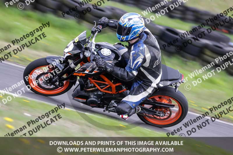 Three Sisters;Three Sisters photographs;Three Sisters trackday photographs;enduro digital images;event digital images;eventdigitalimages;lydden no limits trackday;no limits trackdays;peter wileman photography;racing digital images;trackday digital images;trackday photos