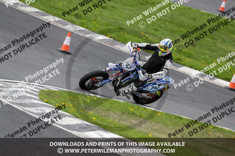 Three Sisters;Three Sisters photographs;Three Sisters trackday photographs;enduro digital images;event digital images;eventdigitalimages;lydden no limits trackday;no limits trackdays;peter wileman photography;racing digital images;trackday digital images;trackday photos