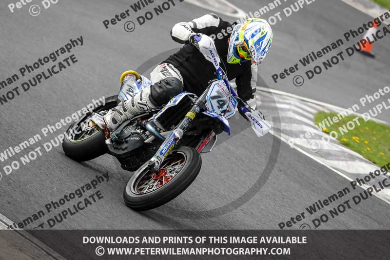 Three Sisters;Three Sisters photographs;Three Sisters trackday photographs;enduro digital images;event digital images;eventdigitalimages;lydden no limits trackday;no limits trackdays;peter wileman photography;racing digital images;trackday digital images;trackday photos