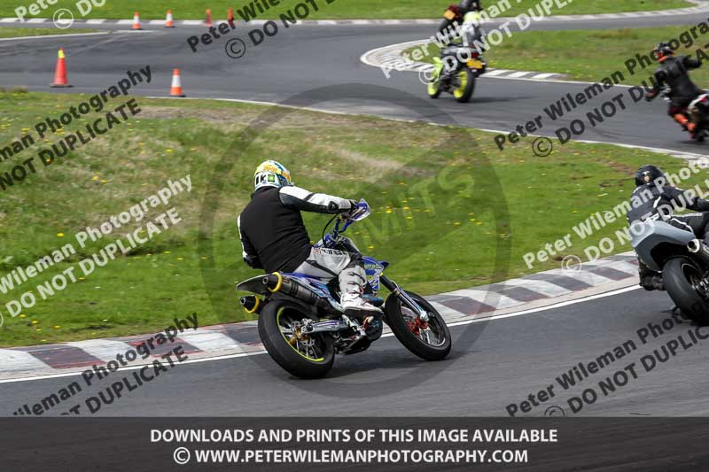 Three Sisters;Three Sisters photographs;Three Sisters trackday photographs;enduro digital images;event digital images;eventdigitalimages;lydden no limits trackday;no limits trackdays;peter wileman photography;racing digital images;trackday digital images;trackday photos