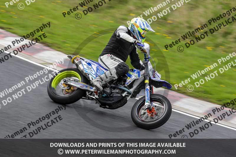 Three Sisters;Three Sisters photographs;Three Sisters trackday photographs;enduro digital images;event digital images;eventdigitalimages;lydden no limits trackday;no limits trackdays;peter wileman photography;racing digital images;trackday digital images;trackday photos