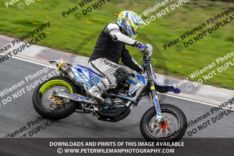 Three Sisters;Three Sisters photographs;Three Sisters trackday photographs;enduro digital images;event digital images;eventdigitalimages;lydden no limits trackday;no limits trackdays;peter wileman photography;racing digital images;trackday digital images;trackday photos