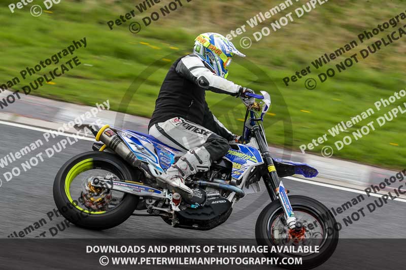 Three Sisters;Three Sisters photographs;Three Sisters trackday photographs;enduro digital images;event digital images;eventdigitalimages;lydden no limits trackday;no limits trackdays;peter wileman photography;racing digital images;trackday digital images;trackday photos