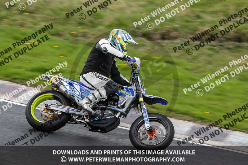 Three Sisters;Three Sisters photographs;Three Sisters trackday photographs;enduro digital images;event digital images;eventdigitalimages;lydden no limits trackday;no limits trackdays;peter wileman photography;racing digital images;trackday digital images;trackday photos
