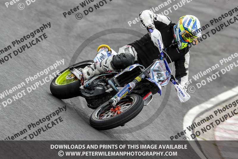 Three Sisters;Three Sisters photographs;Three Sisters trackday photographs;enduro digital images;event digital images;eventdigitalimages;lydden no limits trackday;no limits trackdays;peter wileman photography;racing digital images;trackday digital images;trackday photos