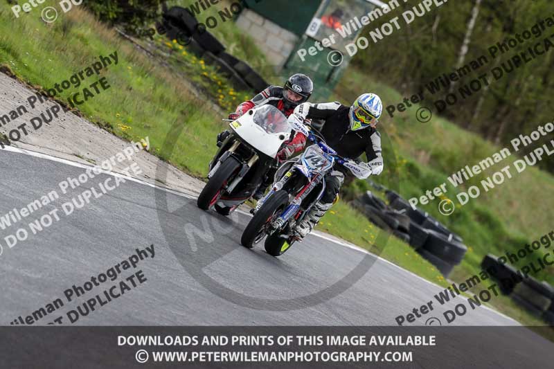 Three Sisters;Three Sisters photographs;Three Sisters trackday photographs;enduro digital images;event digital images;eventdigitalimages;lydden no limits trackday;no limits trackdays;peter wileman photography;racing digital images;trackday digital images;trackday photos