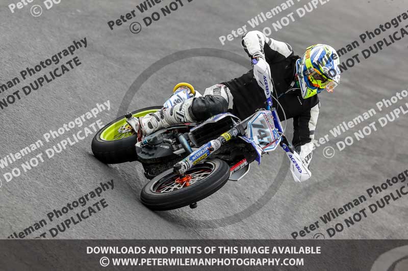Three Sisters;Three Sisters photographs;Three Sisters trackday photographs;enduro digital images;event digital images;eventdigitalimages;lydden no limits trackday;no limits trackdays;peter wileman photography;racing digital images;trackday digital images;trackday photos