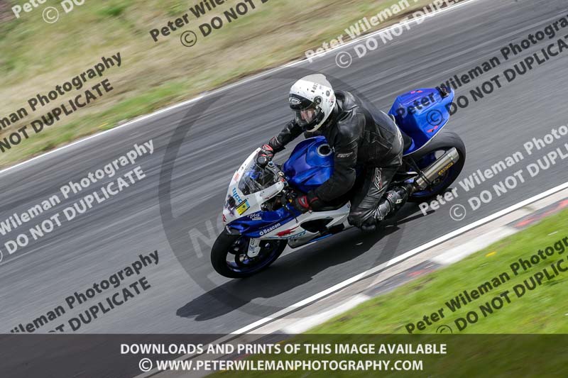 Three Sisters;Three Sisters photographs;Three Sisters trackday photographs;enduro digital images;event digital images;eventdigitalimages;lydden no limits trackday;no limits trackdays;peter wileman photography;racing digital images;trackday digital images;trackday photos