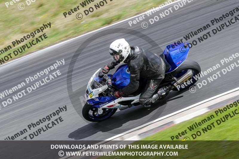 Three Sisters;Three Sisters photographs;Three Sisters trackday photographs;enduro digital images;event digital images;eventdigitalimages;lydden no limits trackday;no limits trackdays;peter wileman photography;racing digital images;trackday digital images;trackday photos