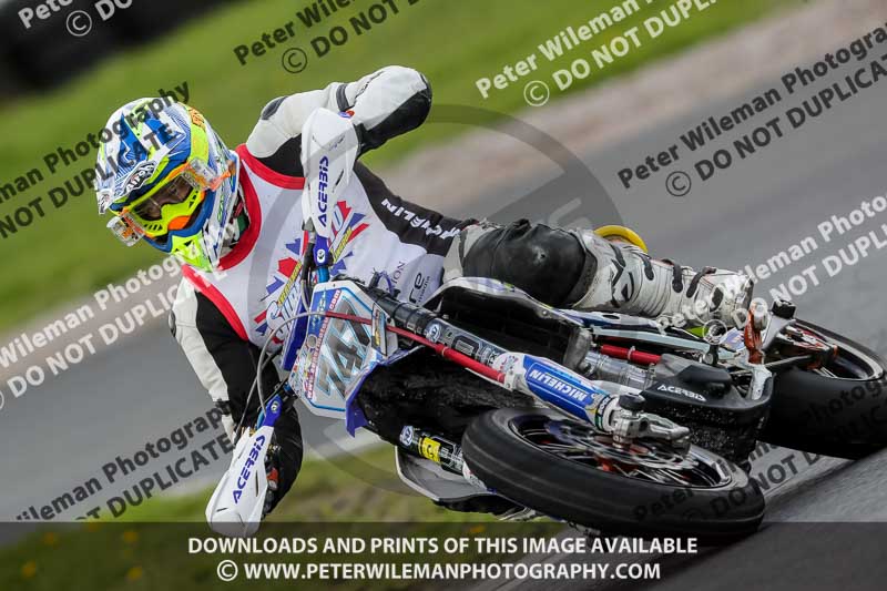 Three Sisters;Three Sisters photographs;Three Sisters trackday photographs;enduro digital images;event digital images;eventdigitalimages;lydden no limits trackday;no limits trackdays;peter wileman photography;racing digital images;trackday digital images;trackday photos