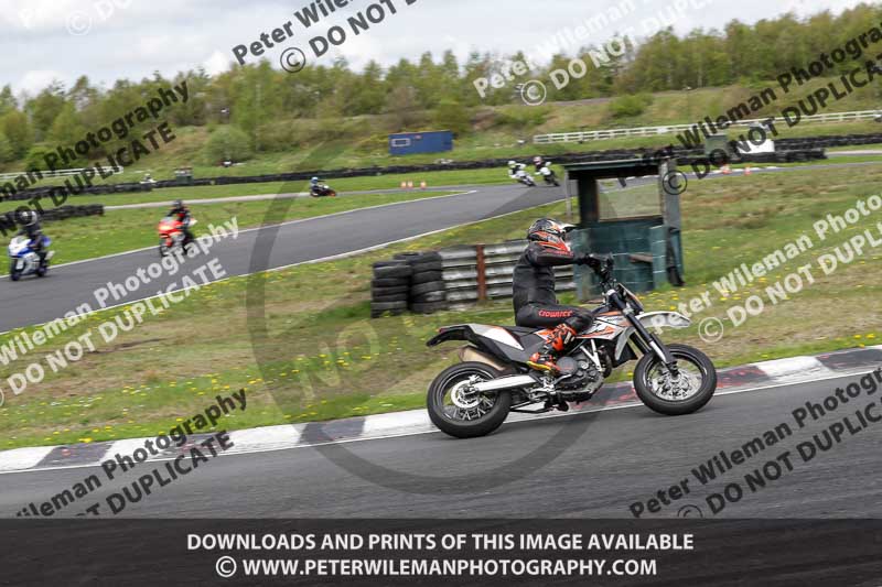 Three Sisters;Three Sisters photographs;Three Sisters trackday photographs;enduro digital images;event digital images;eventdigitalimages;lydden no limits trackday;no limits trackdays;peter wileman photography;racing digital images;trackday digital images;trackday photos