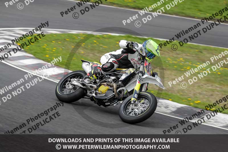 Three Sisters;Three Sisters photographs;Three Sisters trackday photographs;enduro digital images;event digital images;eventdigitalimages;lydden no limits trackday;no limits trackdays;peter wileman photography;racing digital images;trackday digital images;trackday photos