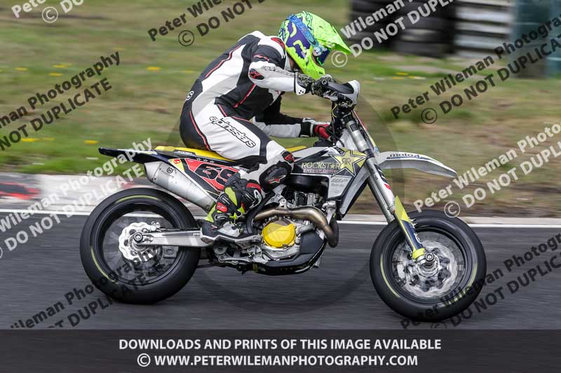 Three Sisters;Three Sisters photographs;Three Sisters trackday photographs;enduro digital images;event digital images;eventdigitalimages;lydden no limits trackday;no limits trackdays;peter wileman photography;racing digital images;trackday digital images;trackday photos