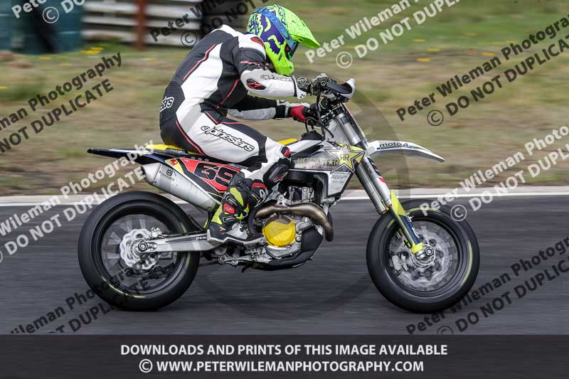 Three Sisters;Three Sisters photographs;Three Sisters trackday photographs;enduro digital images;event digital images;eventdigitalimages;lydden no limits trackday;no limits trackdays;peter wileman photography;racing digital images;trackday digital images;trackday photos