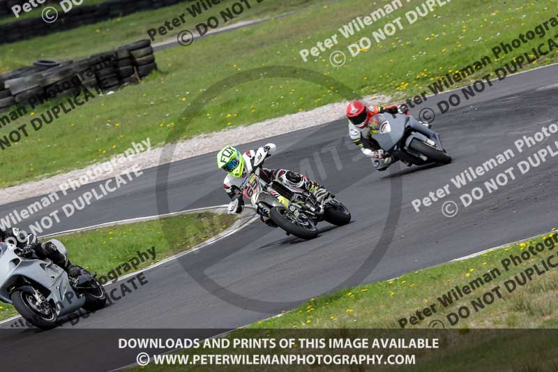 Three Sisters;Three Sisters photographs;Three Sisters trackday photographs;enduro digital images;event digital images;eventdigitalimages;lydden no limits trackday;no limits trackdays;peter wileman photography;racing digital images;trackday digital images;trackday photos