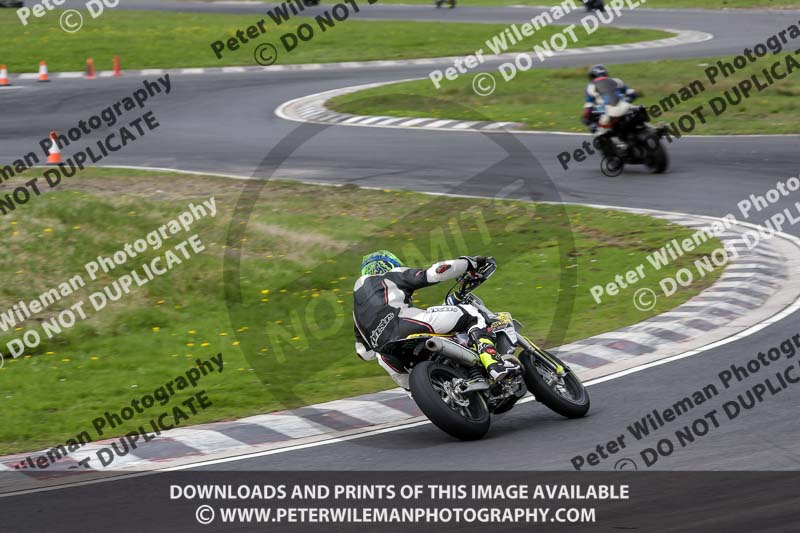 Three Sisters;Three Sisters photographs;Three Sisters trackday photographs;enduro digital images;event digital images;eventdigitalimages;lydden no limits trackday;no limits trackdays;peter wileman photography;racing digital images;trackday digital images;trackday photos
