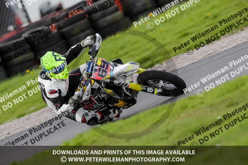 Three Sisters;Three Sisters photographs;Three Sisters trackday photographs;enduro digital images;event digital images;eventdigitalimages;lydden no limits trackday;no limits trackdays;peter wileman photography;racing digital images;trackday digital images;trackday photos