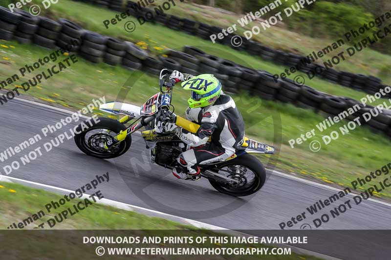 Three Sisters;Three Sisters photographs;Three Sisters trackday photographs;enduro digital images;event digital images;eventdigitalimages;lydden no limits trackday;no limits trackdays;peter wileman photography;racing digital images;trackday digital images;trackday photos