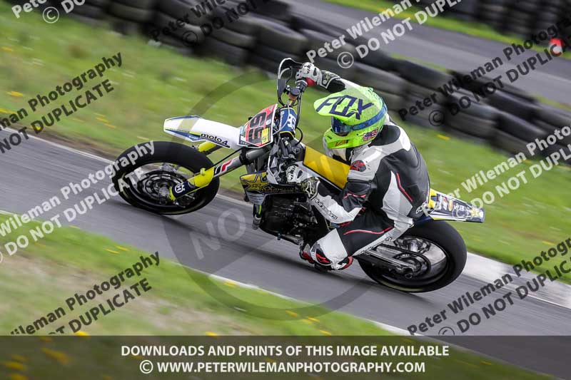 Three Sisters;Three Sisters photographs;Three Sisters trackday photographs;enduro digital images;event digital images;eventdigitalimages;lydden no limits trackday;no limits trackdays;peter wileman photography;racing digital images;trackday digital images;trackday photos