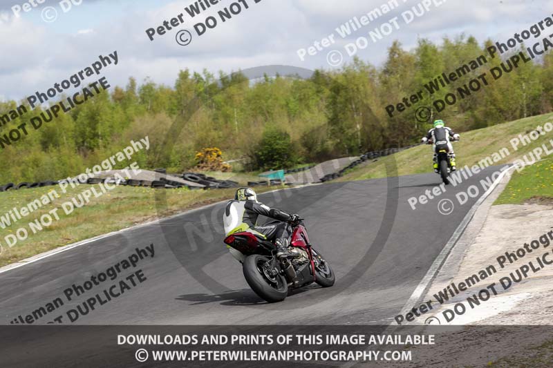 Three Sisters;Three Sisters photographs;Three Sisters trackday photographs;enduro digital images;event digital images;eventdigitalimages;lydden no limits trackday;no limits trackdays;peter wileman photography;racing digital images;trackday digital images;trackday photos