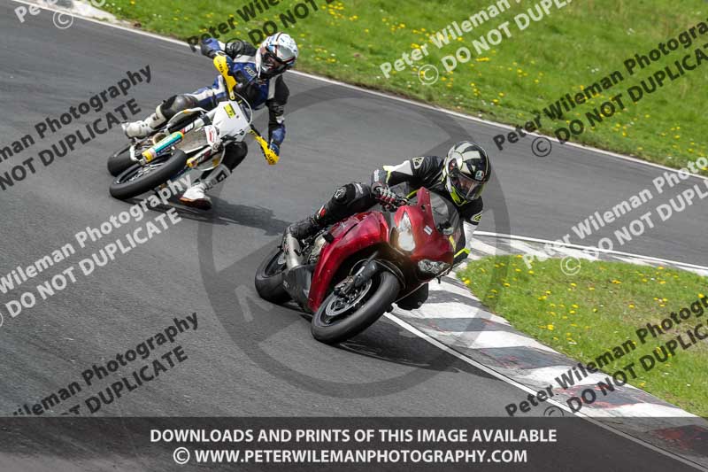 Three Sisters;Three Sisters photographs;Three Sisters trackday photographs;enduro digital images;event digital images;eventdigitalimages;lydden no limits trackday;no limits trackdays;peter wileman photography;racing digital images;trackday digital images;trackday photos