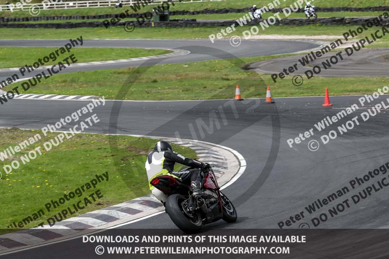 Three Sisters;Three Sisters photographs;Three Sisters trackday photographs;enduro digital images;event digital images;eventdigitalimages;lydden no limits trackday;no limits trackdays;peter wileman photography;racing digital images;trackday digital images;trackday photos