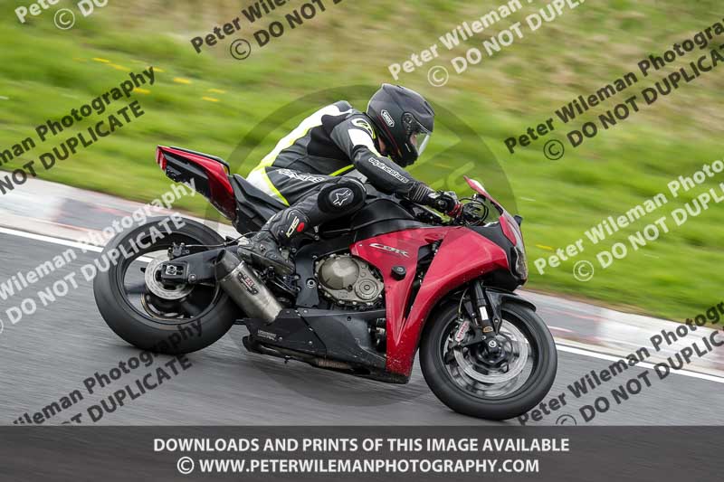 Three Sisters;Three Sisters photographs;Three Sisters trackday photographs;enduro digital images;event digital images;eventdigitalimages;lydden no limits trackday;no limits trackdays;peter wileman photography;racing digital images;trackday digital images;trackday photos