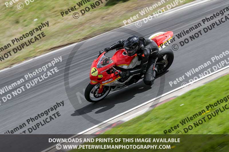 Three Sisters;Three Sisters photographs;Three Sisters trackday photographs;enduro digital images;event digital images;eventdigitalimages;lydden no limits trackday;no limits trackdays;peter wileman photography;racing digital images;trackday digital images;trackday photos