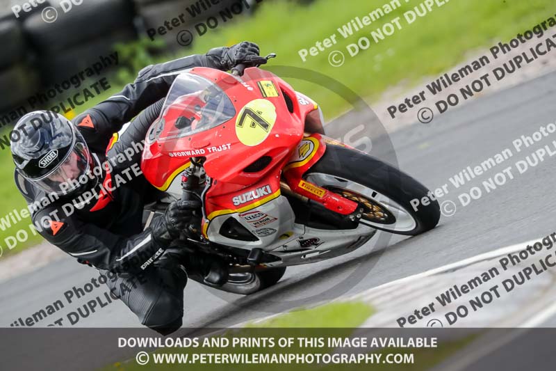 Three Sisters;Three Sisters photographs;Three Sisters trackday photographs;enduro digital images;event digital images;eventdigitalimages;lydden no limits trackday;no limits trackdays;peter wileman photography;racing digital images;trackday digital images;trackday photos