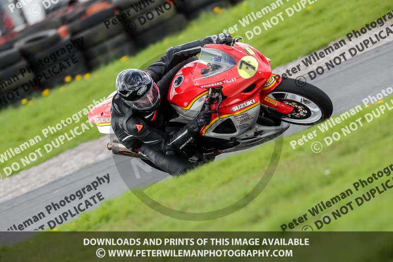 Three Sisters;Three Sisters photographs;Three Sisters trackday photographs;enduro digital images;event digital images;eventdigitalimages;lydden no limits trackday;no limits trackdays;peter wileman photography;racing digital images;trackday digital images;trackday photos