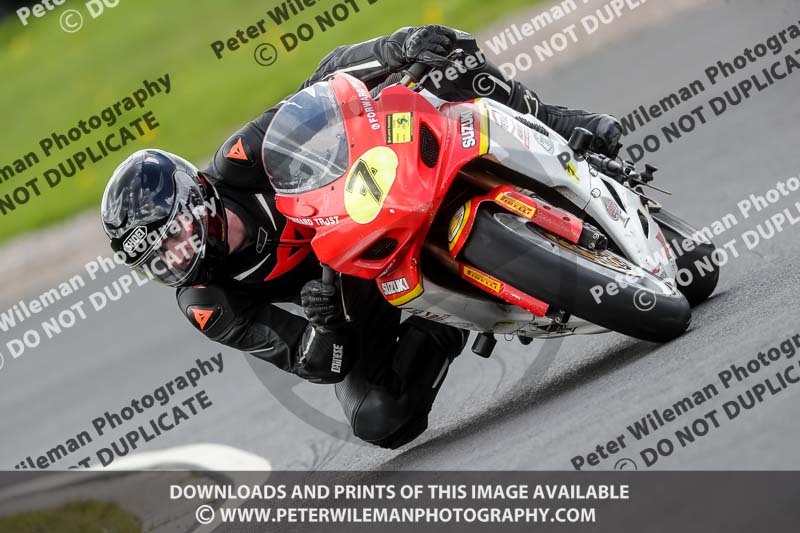 Three Sisters;Three Sisters photographs;Three Sisters trackday photographs;enduro digital images;event digital images;eventdigitalimages;lydden no limits trackday;no limits trackdays;peter wileman photography;racing digital images;trackday digital images;trackday photos