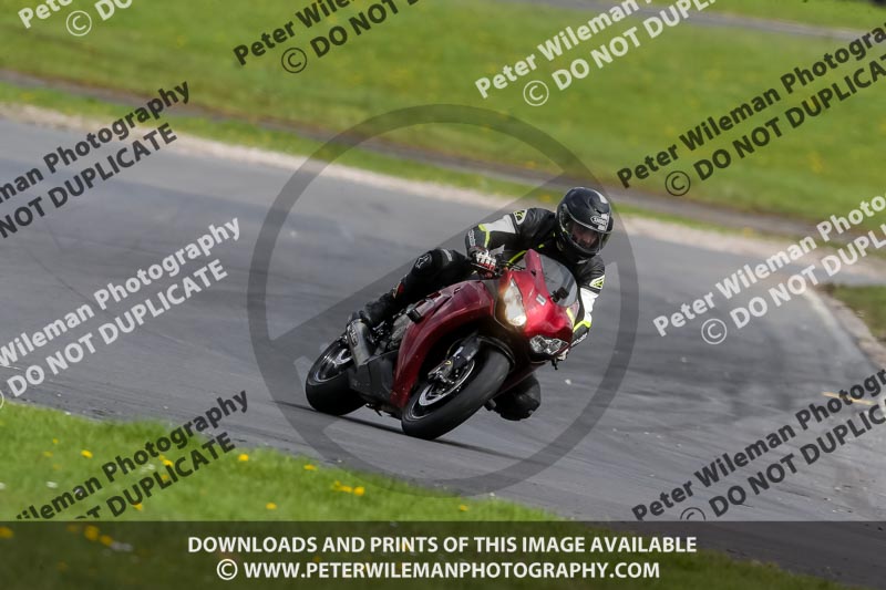 Three Sisters;Three Sisters photographs;Three Sisters trackday photographs;enduro digital images;event digital images;eventdigitalimages;lydden no limits trackday;no limits trackdays;peter wileman photography;racing digital images;trackday digital images;trackday photos