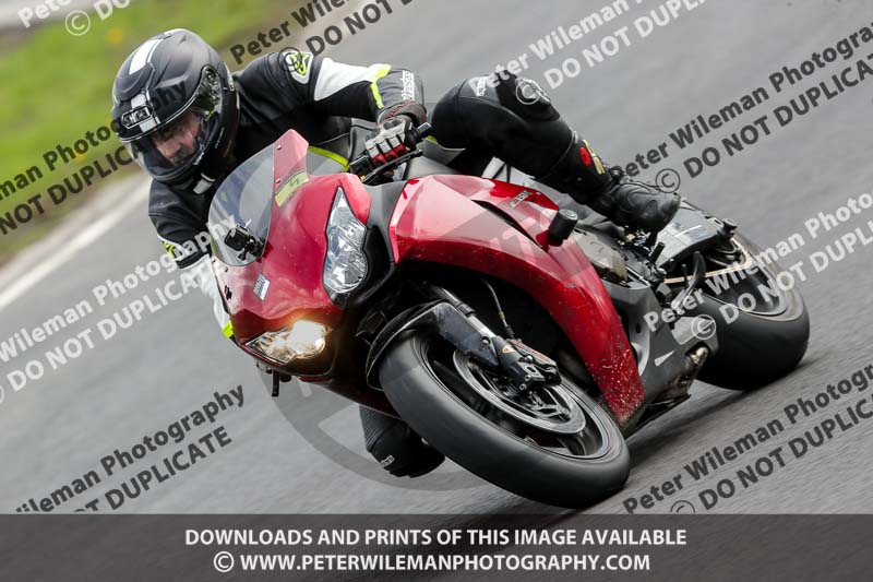 Three Sisters;Three Sisters photographs;Three Sisters trackday photographs;enduro digital images;event digital images;eventdigitalimages;lydden no limits trackday;no limits trackdays;peter wileman photography;racing digital images;trackday digital images;trackday photos