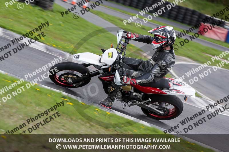 Three Sisters;Three Sisters photographs;Three Sisters trackday photographs;enduro digital images;event digital images;eventdigitalimages;lydden no limits trackday;no limits trackdays;peter wileman photography;racing digital images;trackday digital images;trackday photos