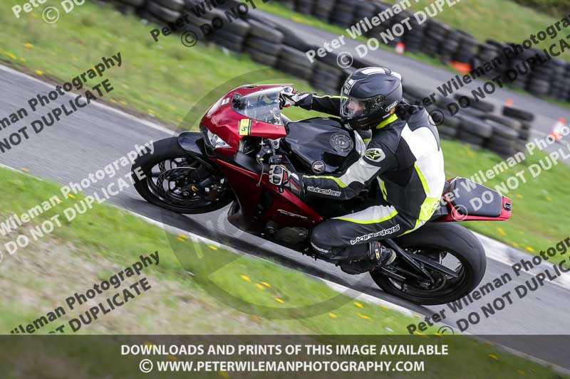Three Sisters;Three Sisters photographs;Three Sisters trackday photographs;enduro digital images;event digital images;eventdigitalimages;lydden no limits trackday;no limits trackdays;peter wileman photography;racing digital images;trackday digital images;trackday photos
