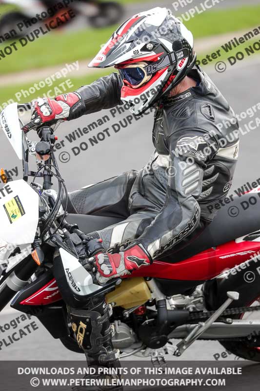 Three Sisters;Three Sisters photographs;Three Sisters trackday photographs;enduro digital images;event digital images;eventdigitalimages;lydden no limits trackday;no limits trackdays;peter wileman photography;racing digital images;trackday digital images;trackday photos