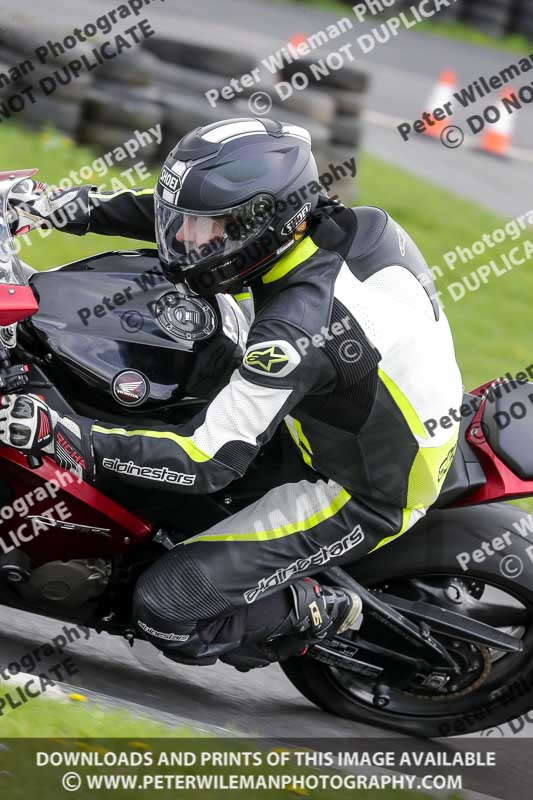 Three Sisters;Three Sisters photographs;Three Sisters trackday photographs;enduro digital images;event digital images;eventdigitalimages;lydden no limits trackday;no limits trackdays;peter wileman photography;racing digital images;trackday digital images;trackday photos