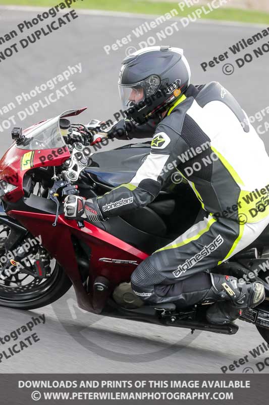 Three Sisters;Three Sisters photographs;Three Sisters trackday photographs;enduro digital images;event digital images;eventdigitalimages;lydden no limits trackday;no limits trackdays;peter wileman photography;racing digital images;trackday digital images;trackday photos