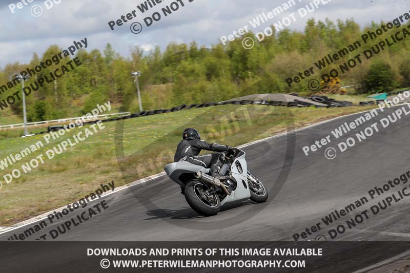 Three Sisters;Three Sisters photographs;Three Sisters trackday photographs;enduro digital images;event digital images;eventdigitalimages;lydden no limits trackday;no limits trackdays;peter wileman photography;racing digital images;trackday digital images;trackday photos