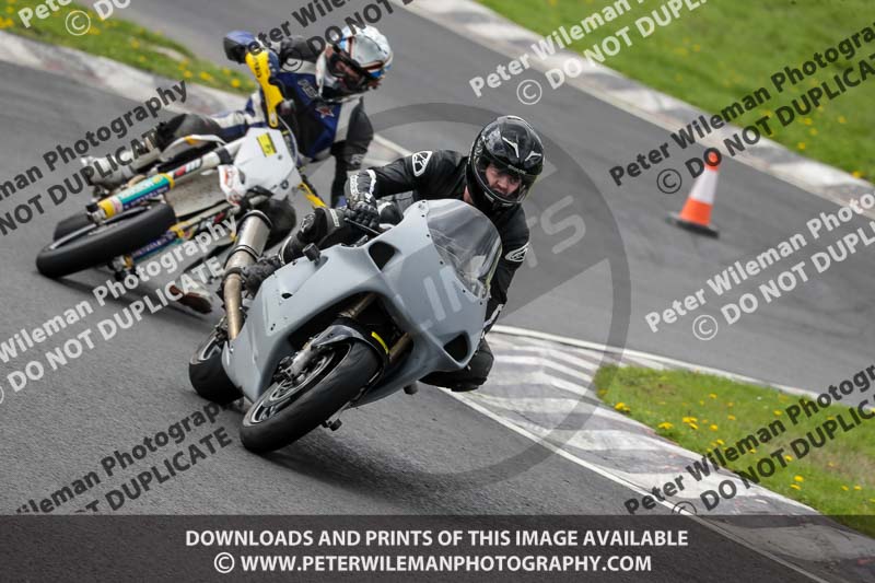 Three Sisters;Three Sisters photographs;Three Sisters trackday photographs;enduro digital images;event digital images;eventdigitalimages;lydden no limits trackday;no limits trackdays;peter wileman photography;racing digital images;trackday digital images;trackday photos