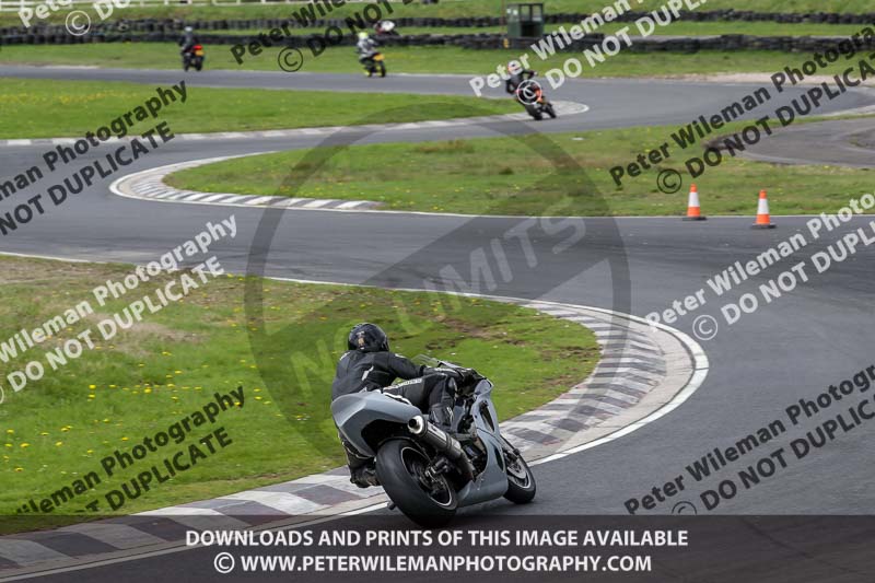 Three Sisters;Three Sisters photographs;Three Sisters trackday photographs;enduro digital images;event digital images;eventdigitalimages;lydden no limits trackday;no limits trackdays;peter wileman photography;racing digital images;trackday digital images;trackday photos